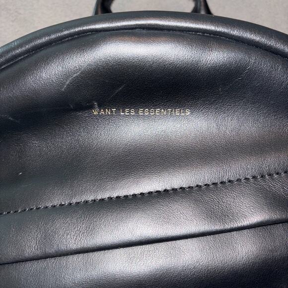Want Les Essentiels Small Mini Black Leather Backpack main image 7